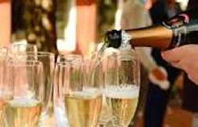 How long does champagne last? | Buy online for UK nationwide ...