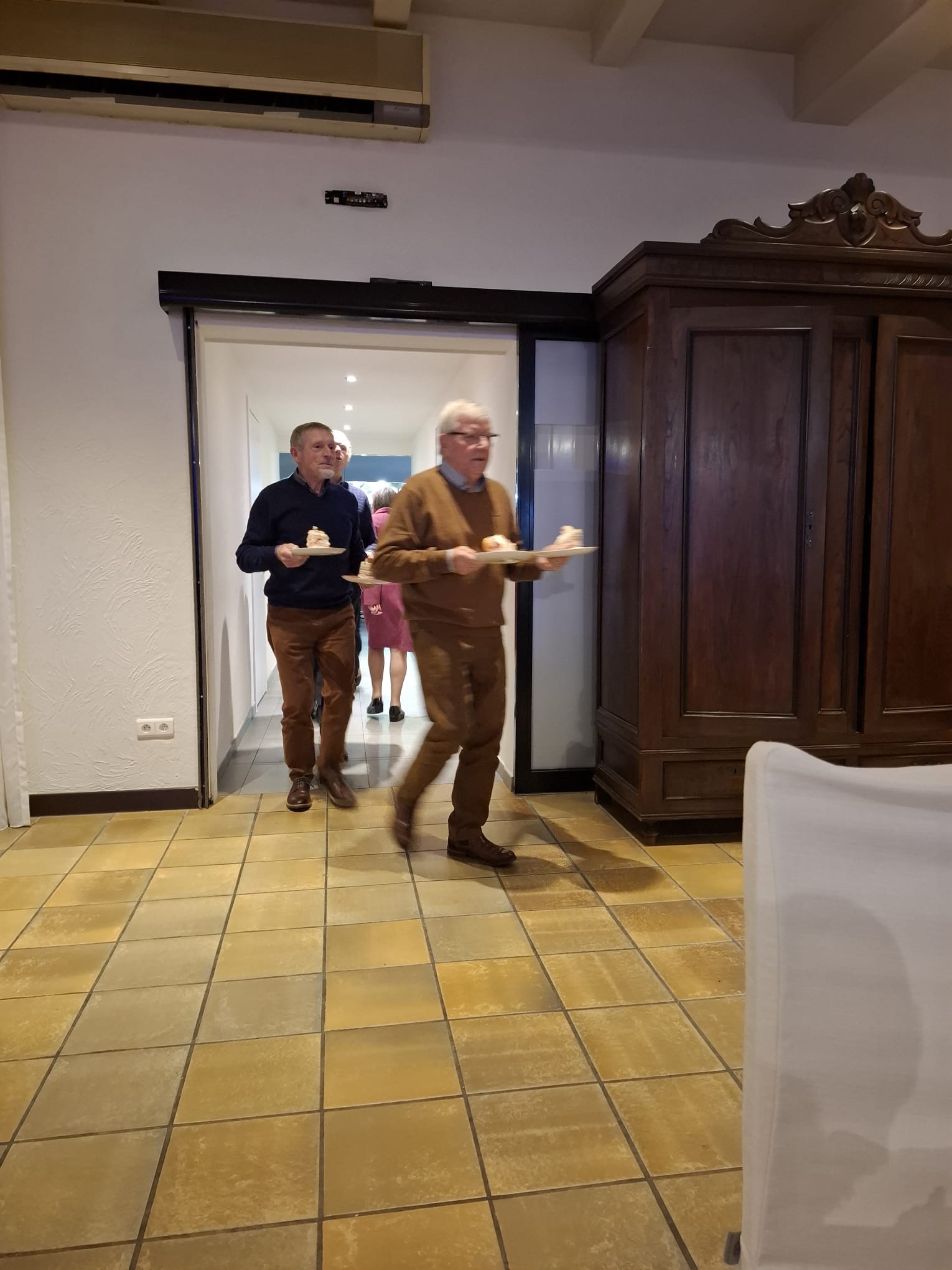 A1c67625 Dfe0 4C6d B042 Ff93ccf40661