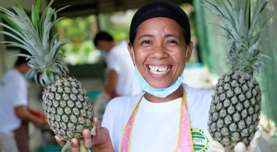 RS20997 160902Phil251 Scr