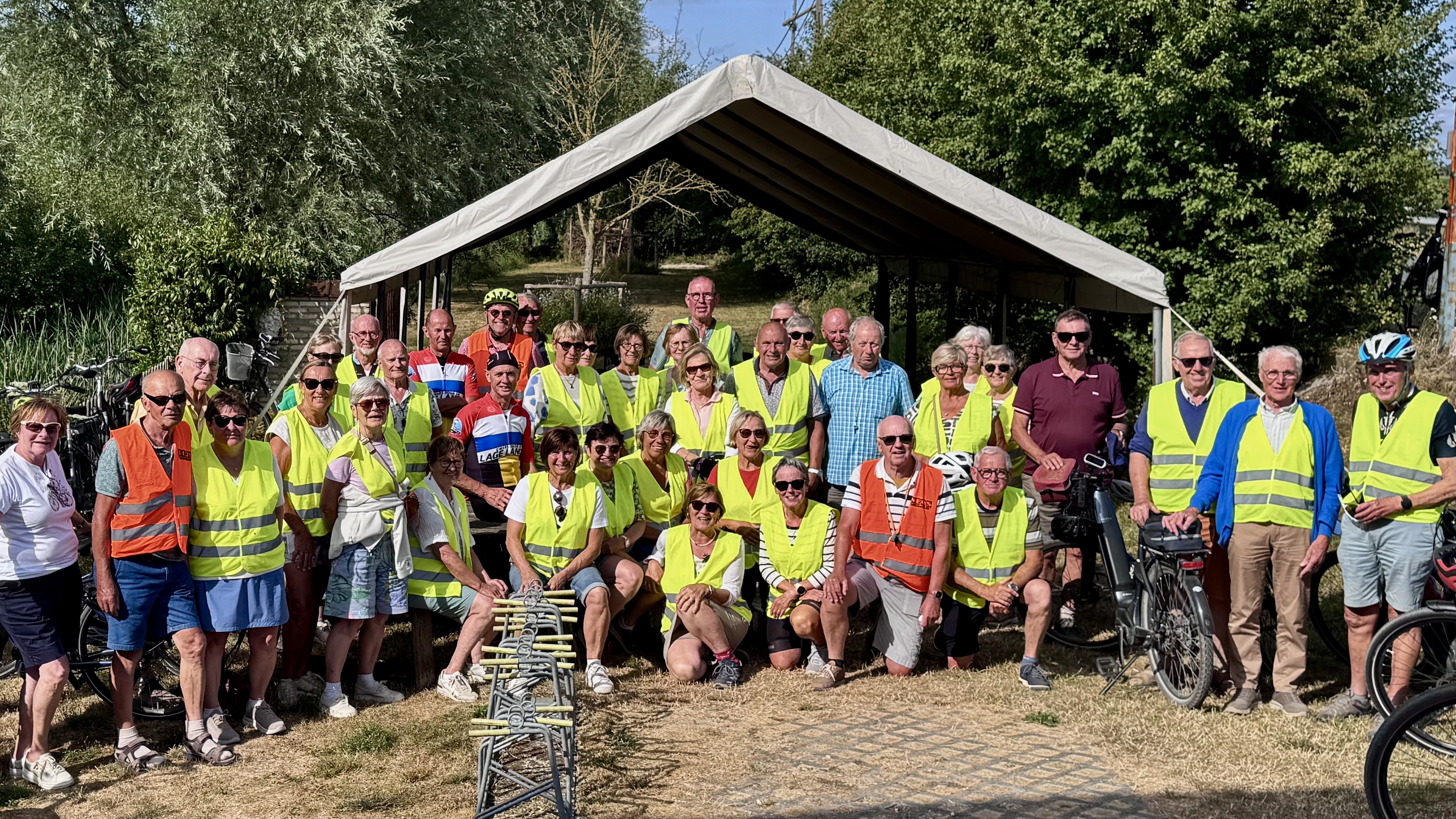 FIETSEN NAAR ZEE