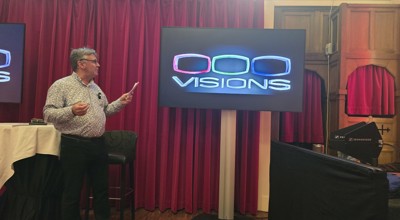 Foto Karl Hendrickx Aan Het Presenteren