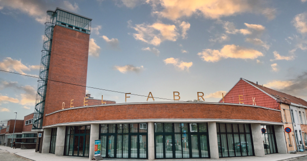 Deelfabriek Voorkant