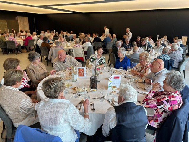 Fb57f096 92B3 4793 950C Aa6d2a30bf65