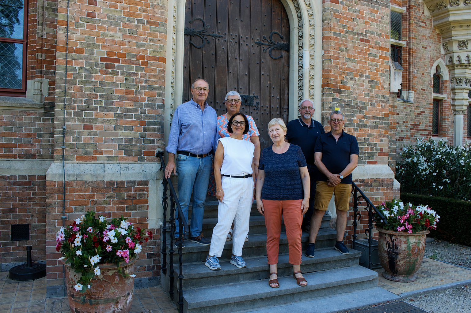 Bestuursfoto aan kasteel