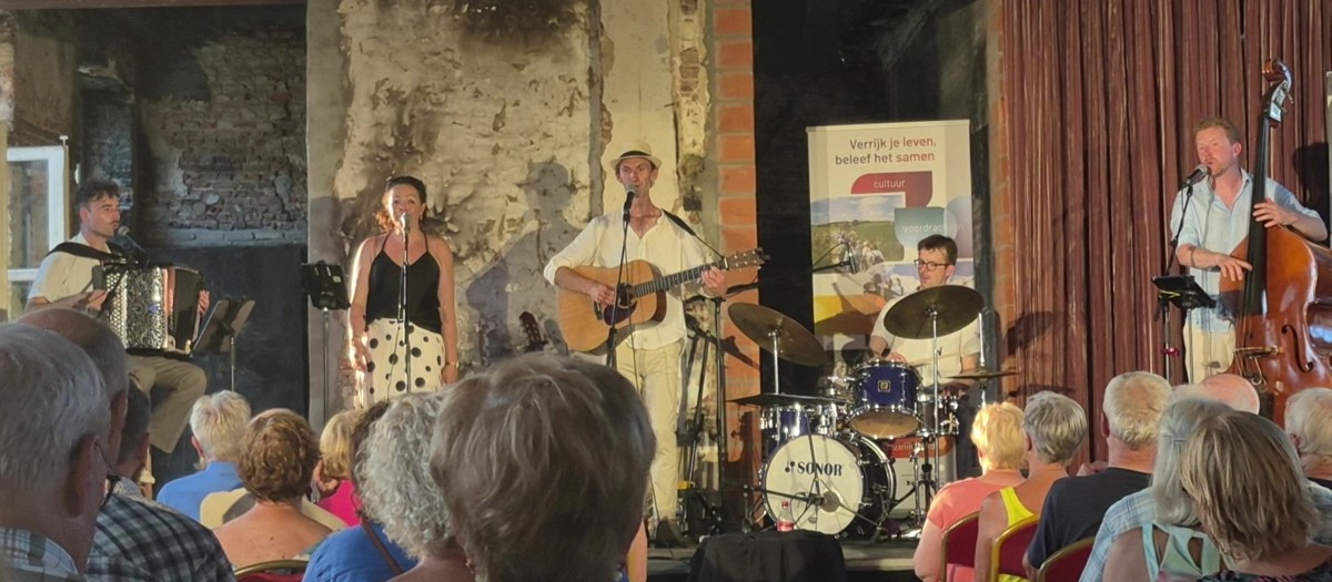 FOLK (5)