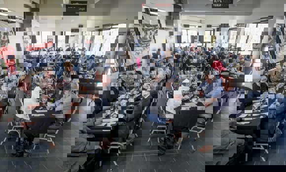 Neos 40